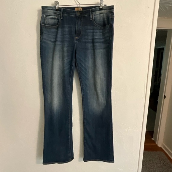 DRIFTWOOD Denim - Driftwood Kelly Bootcut Jeans Size 32
